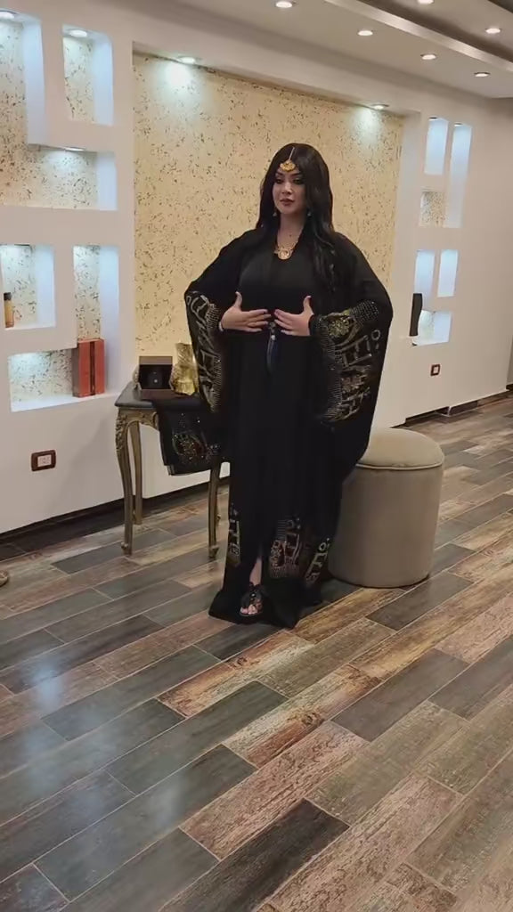 عباية الملكة