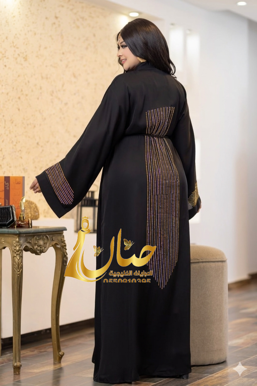 بريق النجوم: أناقة الاستراس التي لا تُقاوم.